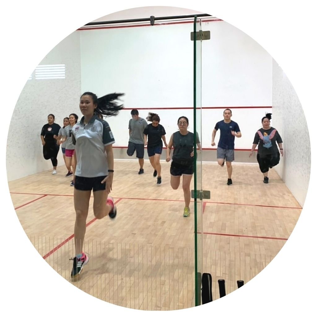 ตีสควอช 9